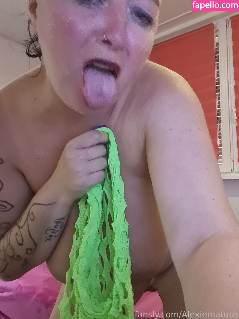 Alexiemature Nude leaks Onlyfans