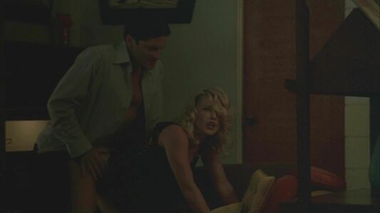 Ali Larter nude #0009