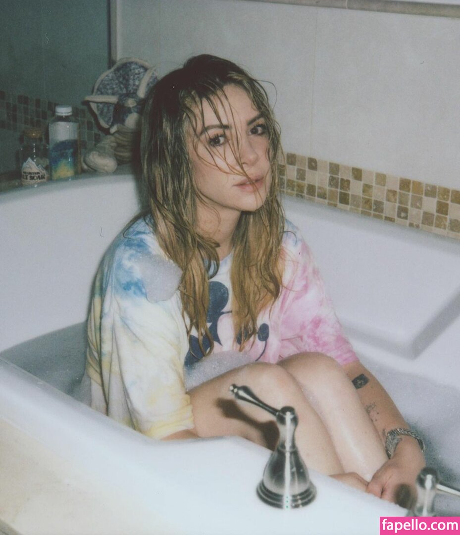 Alison Wonderland leaked nude photo #0013 (Alison Wonderland / alisonwonderland / allywonder)