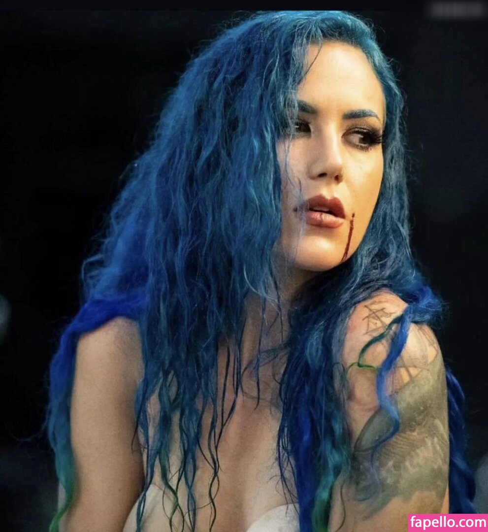 Alissa White-Gluz / AlissaWhiteGluz Nude Leaked Patreon Photo #49 - Fapello