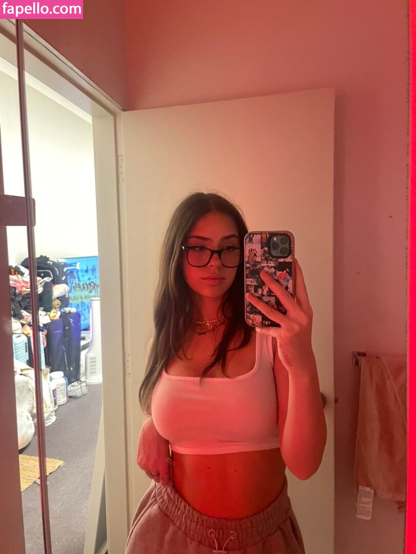 Alliyah leaked nude photo #0064 (Alliyah / biggirlwithglasses / himynameisalliyah / user)