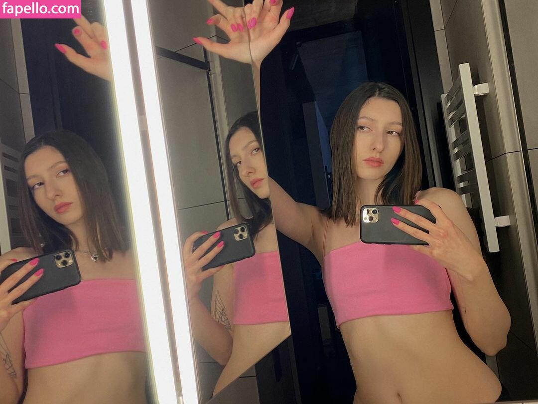 Aloona Larionova leaked nude photo #0007 (Aloona Larionova / aloona.larionova)