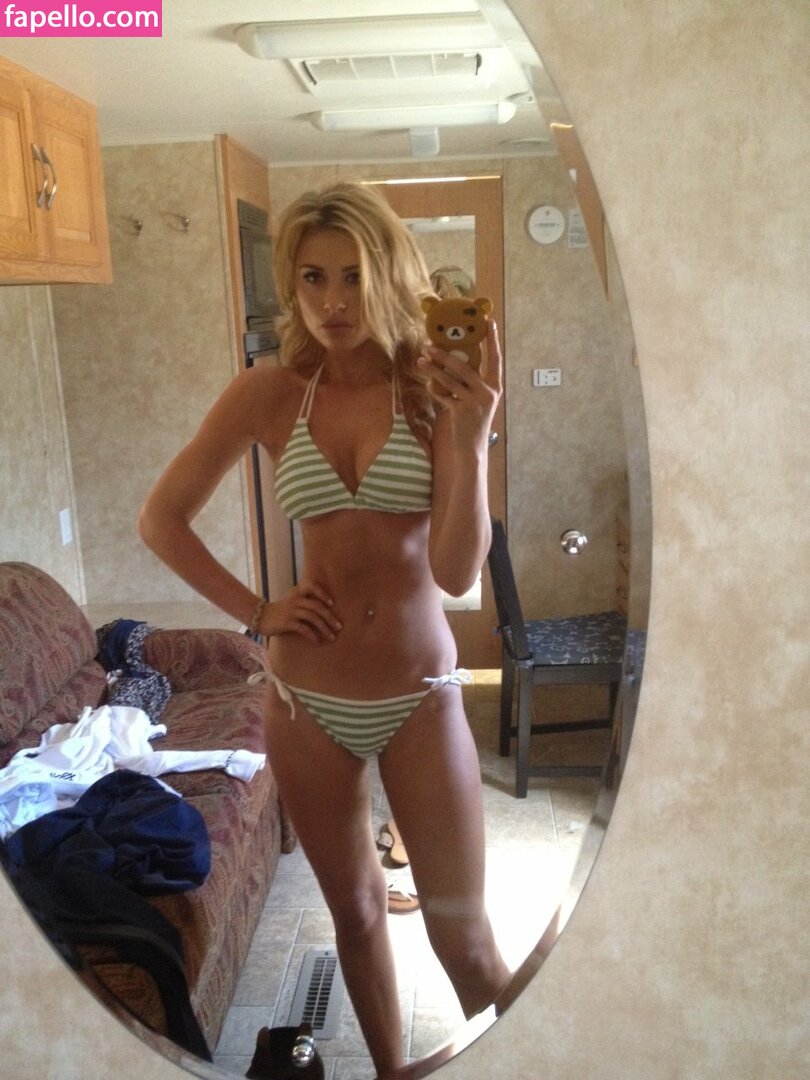 Aly Michalka leaked nude photo #0032 (Aly Michalka / iamaly)