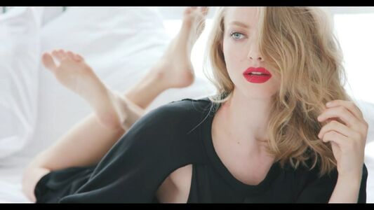 Amanda Seyfried nude #0030