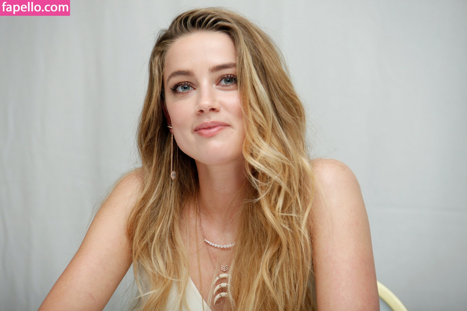 Amber Heard / Simp Chat / amberheard Nude Leaked OnlyFans Photo #400 -  Fapello