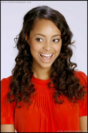 Amber Stevens West nude #0005