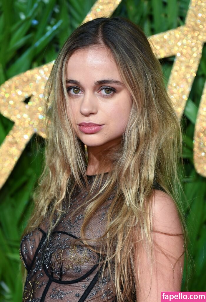 Amelia Windsor leaked nude photo #0002 (Amelia Windsor / amelwindsor)