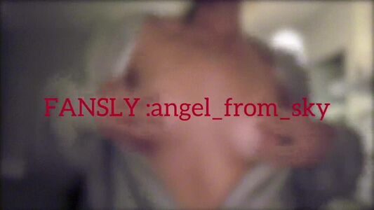 Angel_from_sky