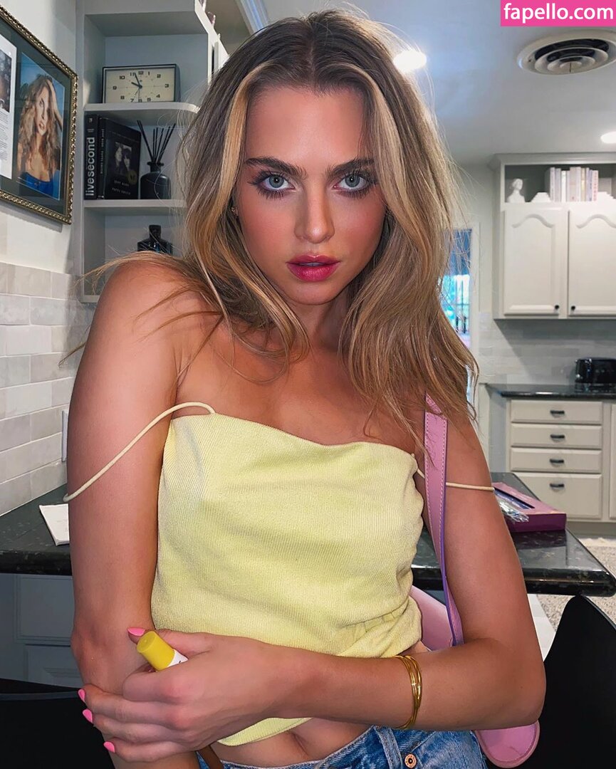 Anne Winters leaked nude photo #0136 (Anne Winters / anna_winters / annewinters)