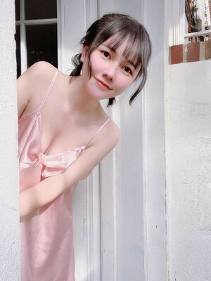 Arisa Nguyễn nude #0021