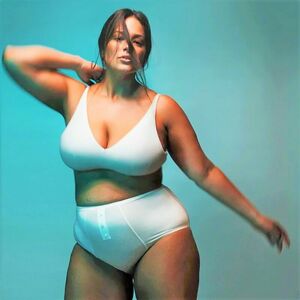 Ashley Graham nude #0050