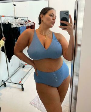 Ashley Graham nude #0080