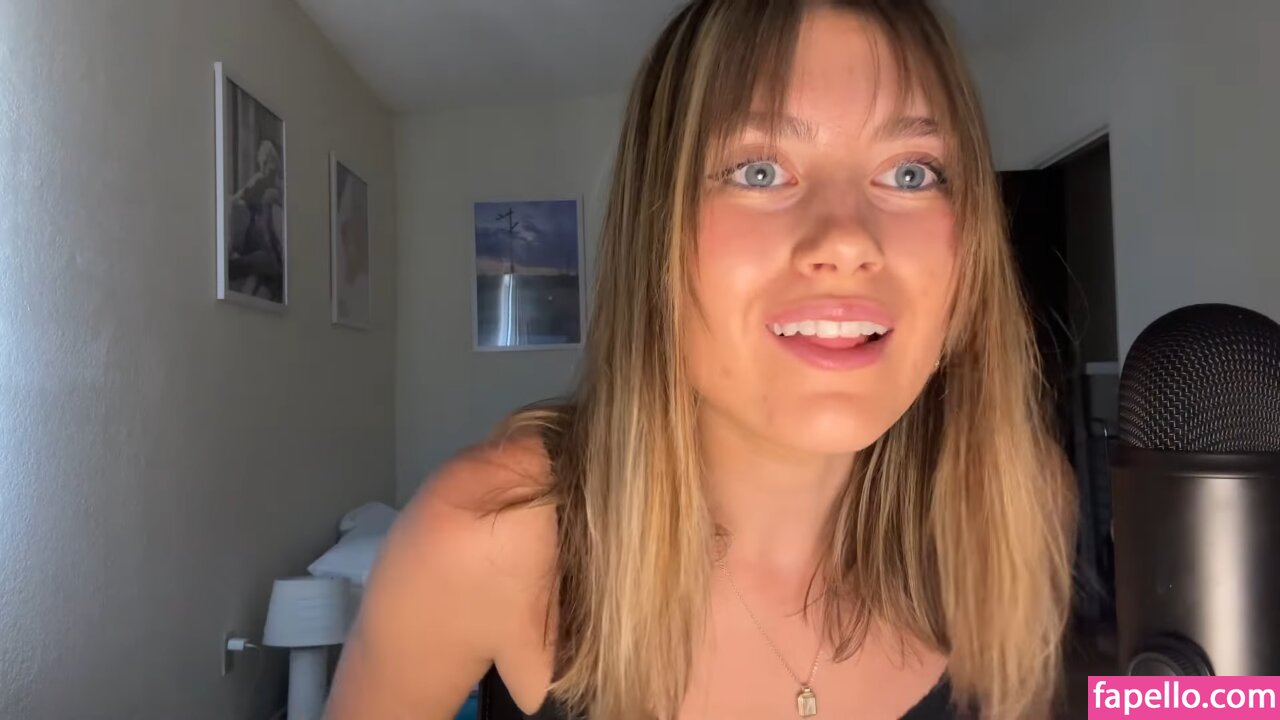 Caroline Asmr Nude