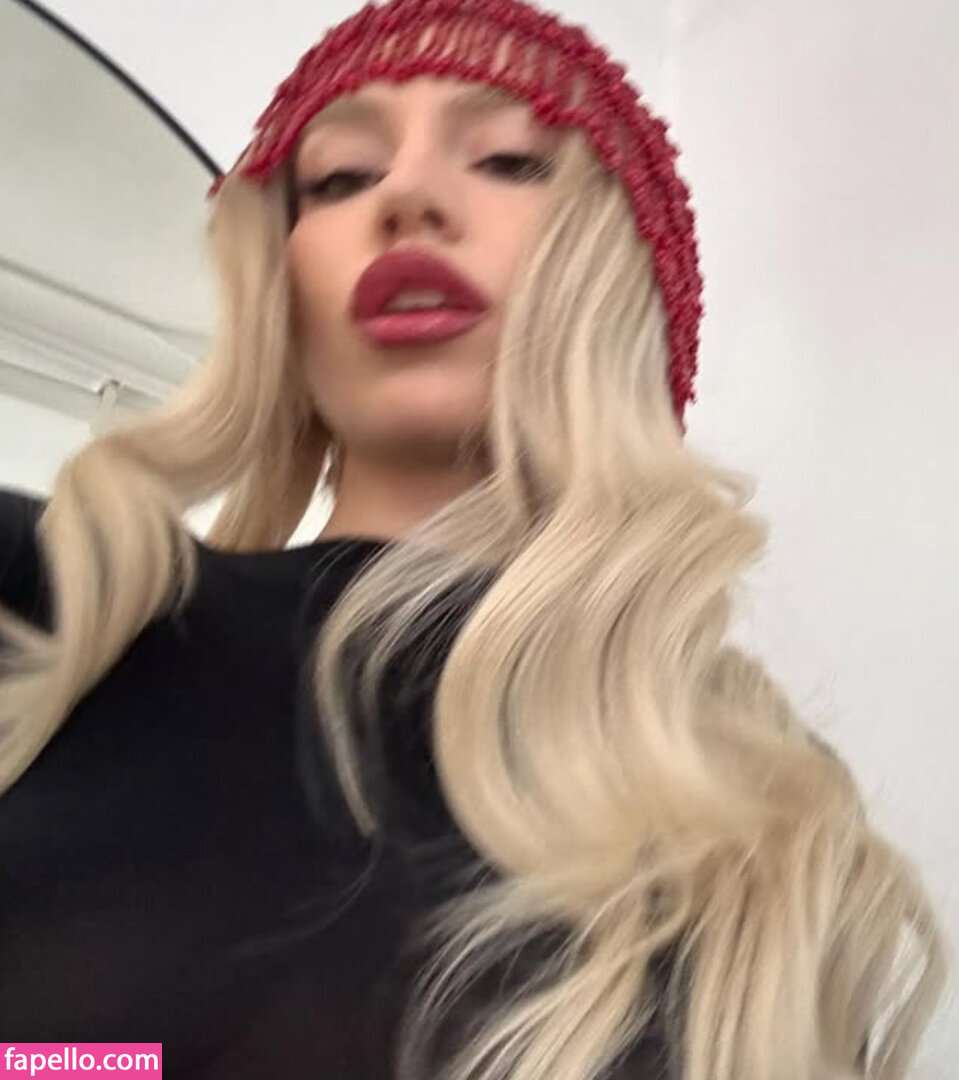 Ava Max erome Latest Exclusive Leaked Photos