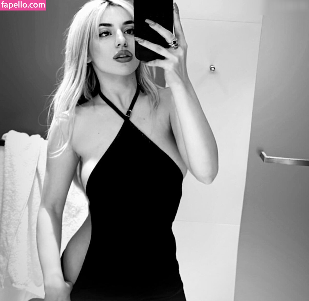 Ava Max erome Latest Exclusive Leaked Photos