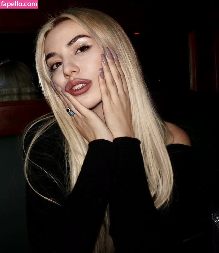 Ava Max erome Latest Exclusive Leaked Photos