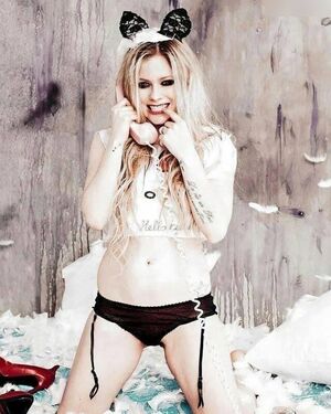 Avril Lavigne #911
