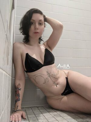 axillia nude #0205