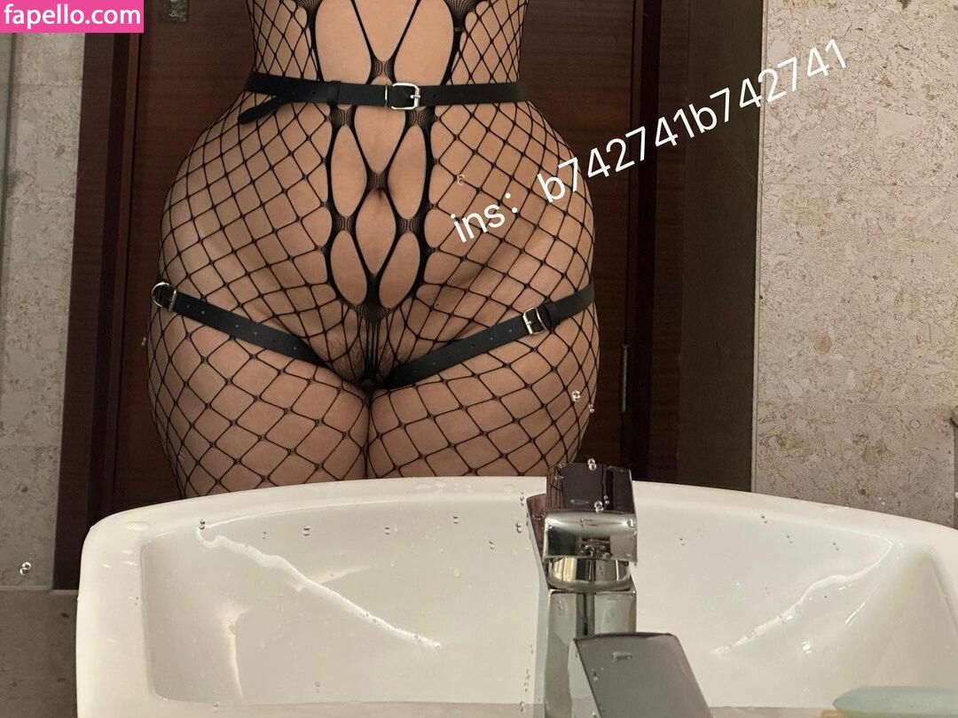 B742741 leaked nude photo #0004 (B742741 / b742741b742741)