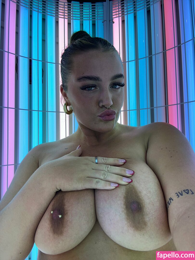 Baddybrunettexx  baddiiie_xx  baddyblondexx Nude Leaked OnlyFans Photo  17 - Fapello