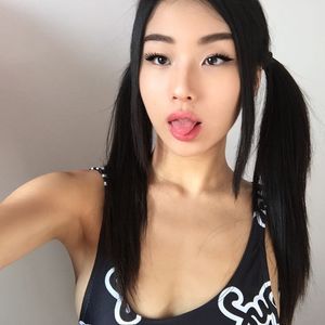 Bambei nude #0007