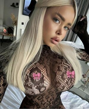 Barbikkkkkk k barbie oh barbie Nude Leaks OnlyFans Fapello 