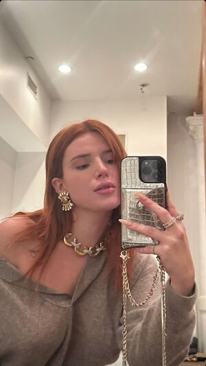 Bella Thorne nude #0506