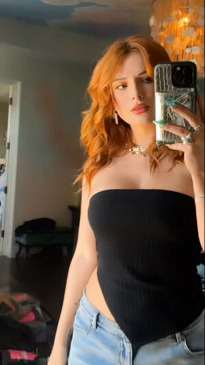 Bella Thorne nude #0828