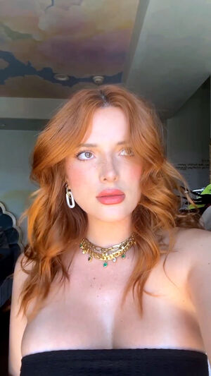 Bella Thorne nude #0862