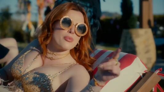 Bella Thorne nude #1316