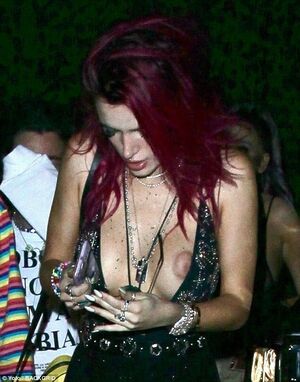 Bella Thorne nude #1704