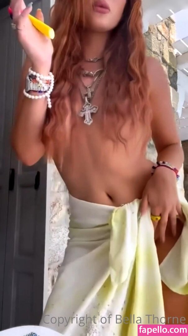 Bella Thorne Bellathorne Bellathornevip Nude Leaked Onlyfans Photo