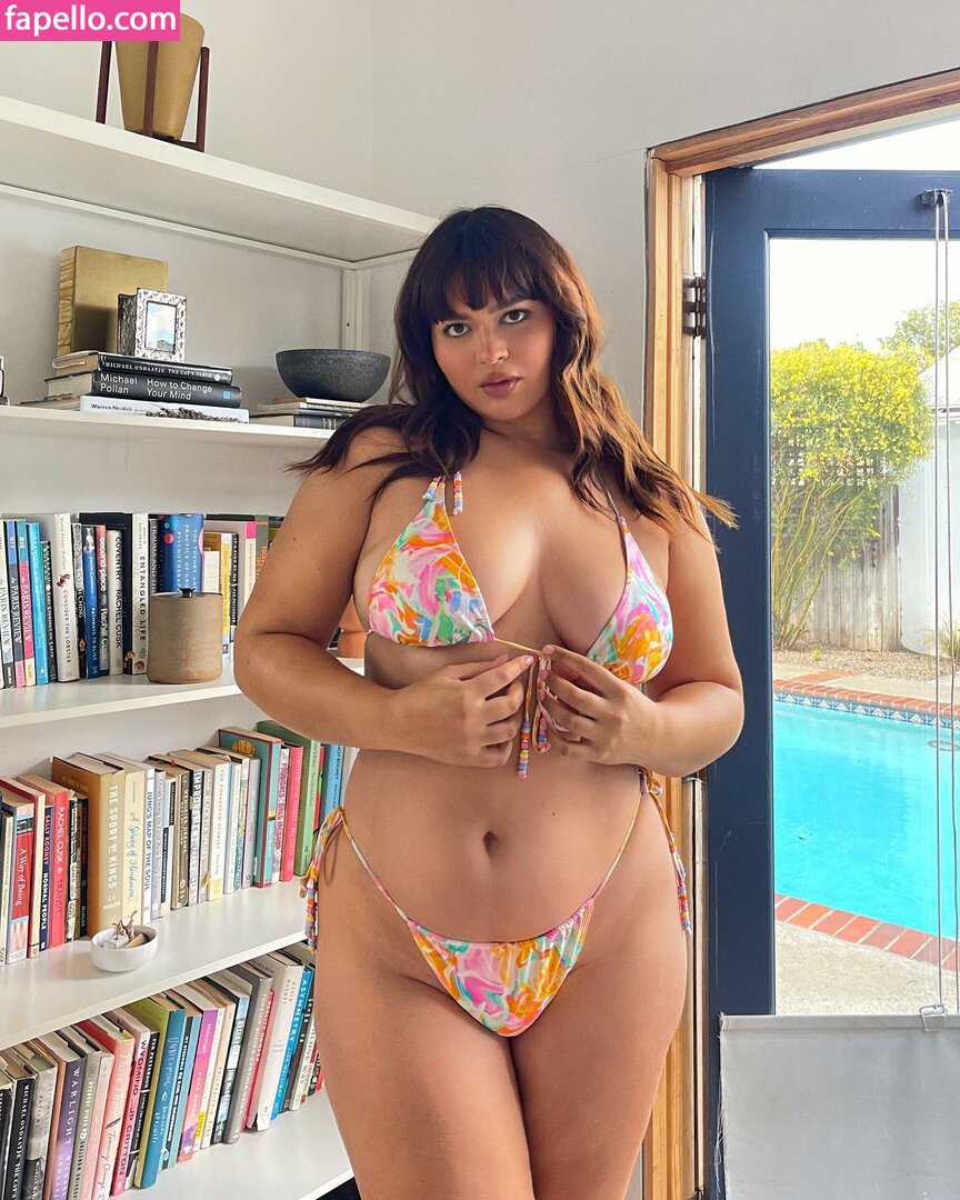 Bellaagolden leaked nude photo #0021 (Bellaagolden / Tall Thicc Latina Model)