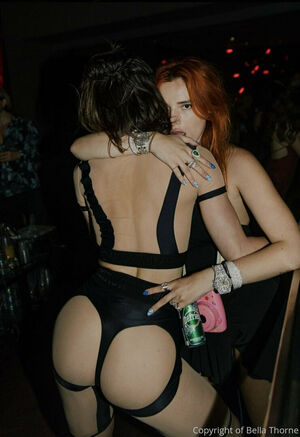 Bella Thorne nude #0187