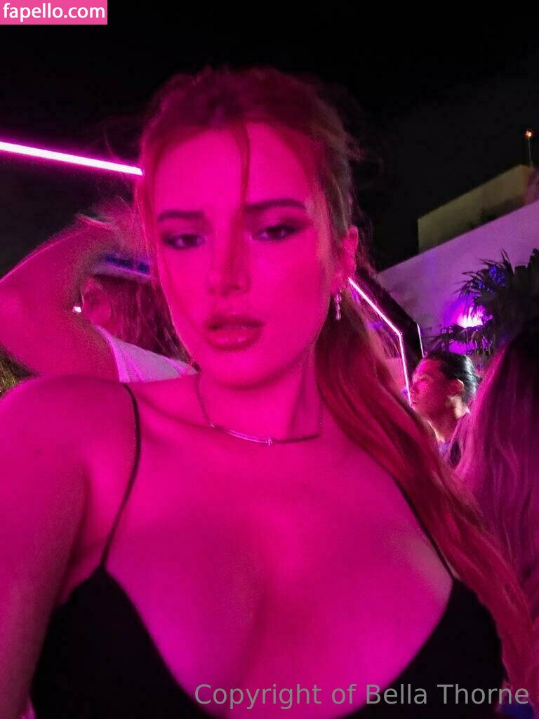 Bella Thorne leaked nude photo #0513 (Bella Thorne / bellathorne)