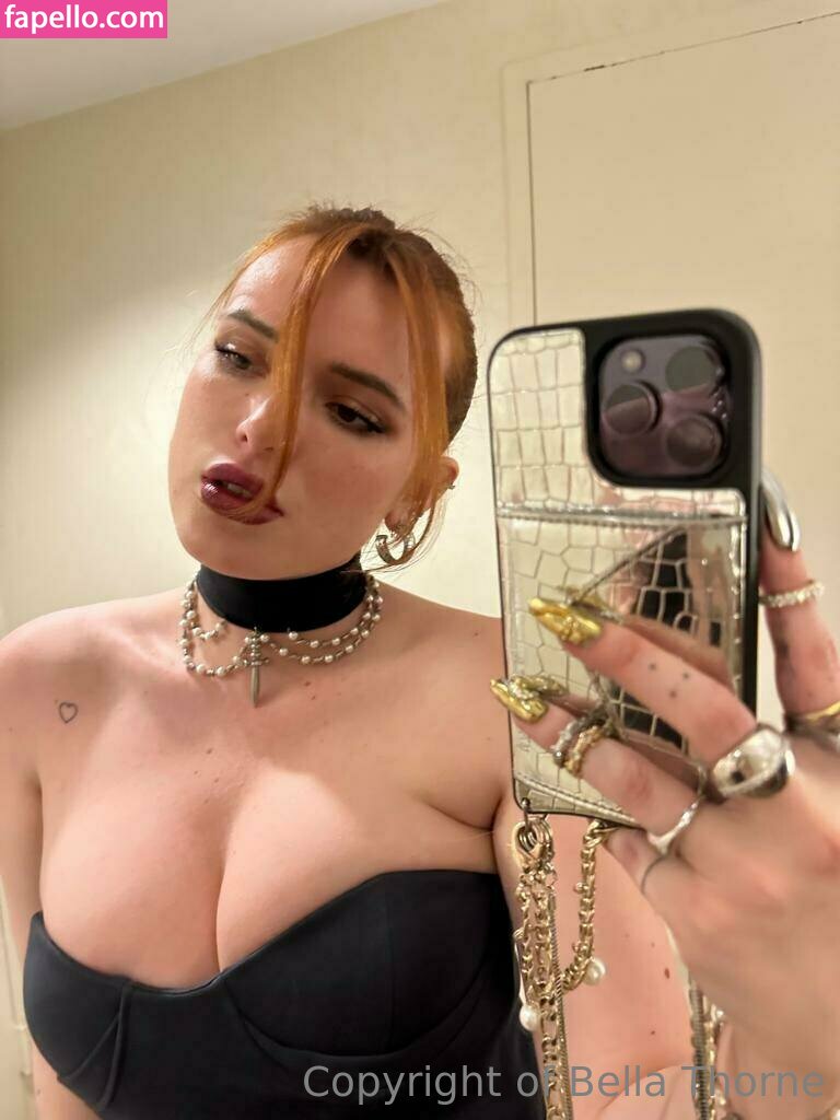 Bella Thorne leaked nude photo #0515 (Bella Thorne / bellathorne)