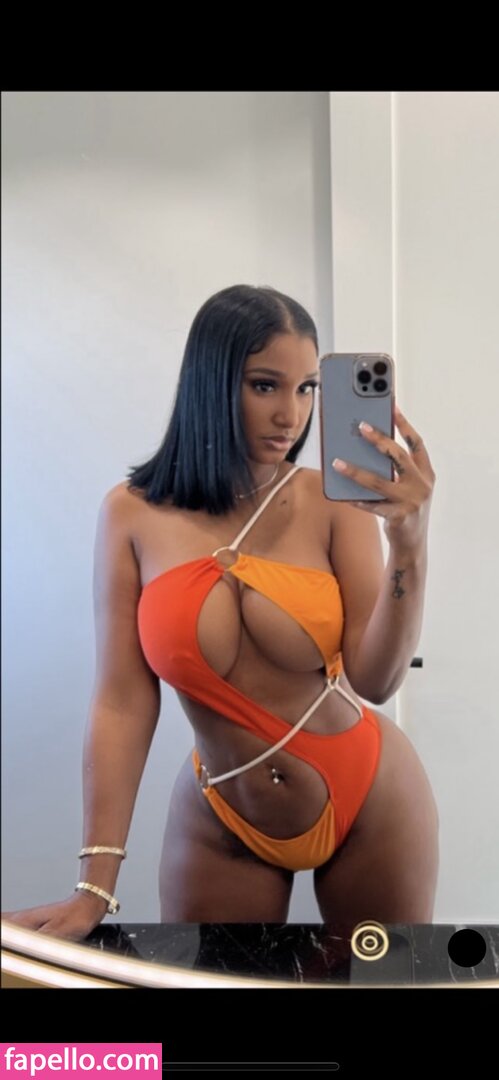 Bernice Burgos leaked nude photo #0007 (Bernice Burgos / berniceburgos / realberniceburgos)