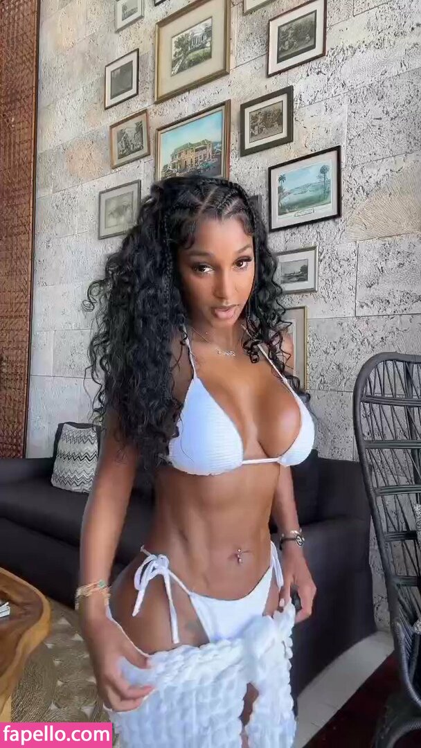 Bernice Burgos leaked nude photo #0030 (Bernice Burgos / berniceburgos / realberniceburgos)