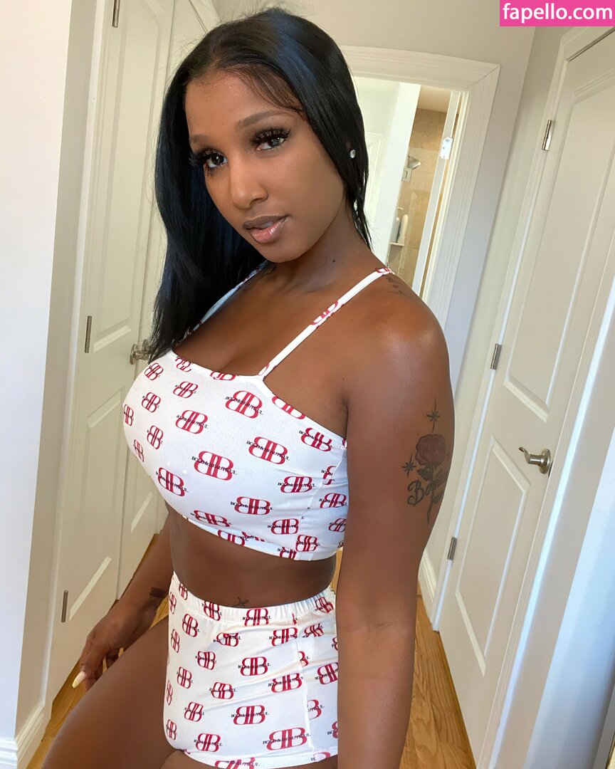 Bernice Burgos leaked nude photo #0082 (Bernice Burgos / berniceburgos / realberniceburgos)