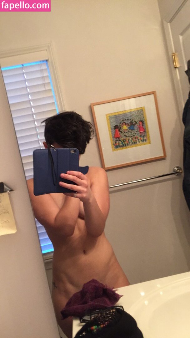 Bex Taylor-Klaus leaked nude photo #0010 (Bex Taylor-Klaus / bex_tk)