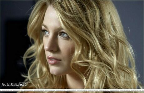 Blake Lively nude #0213