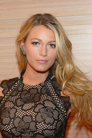 Blake Lively nude #0414