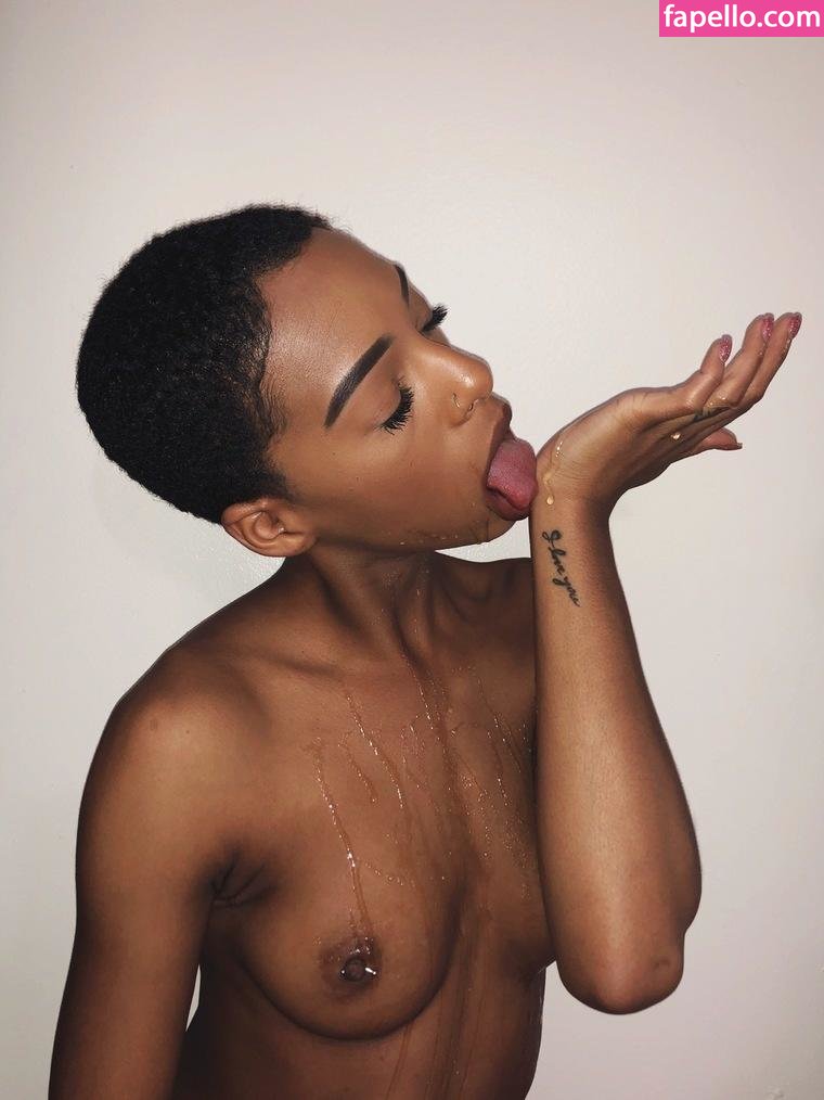 Bria Backwoods leaked nude photo #0007 (Bria Backwoods / briabackwoods)