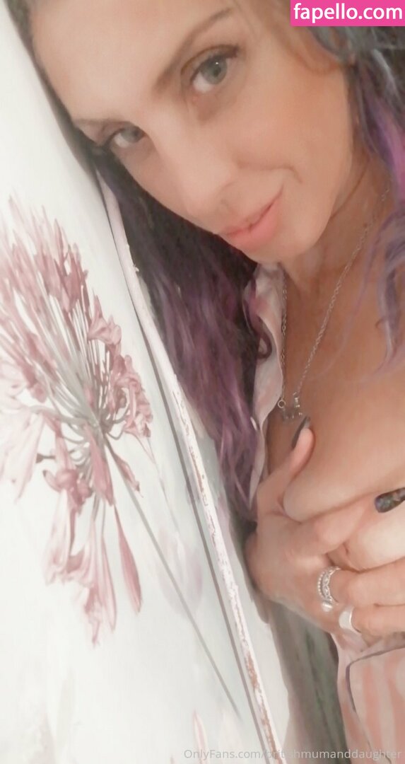 britishmumanddaughter leaked nude photo #0079 (britishmumanddaughter / laurajmoore)