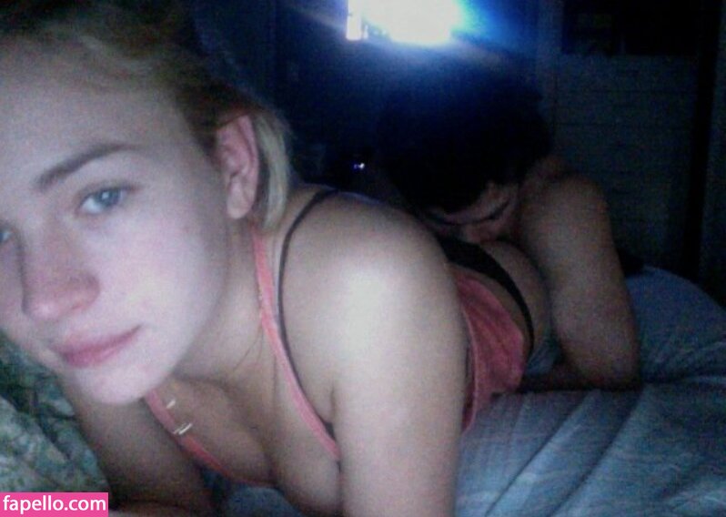 Britt Robertson leaked nude photo #0025 (Britt Robertson / brittlrobertson / masterrobertson)