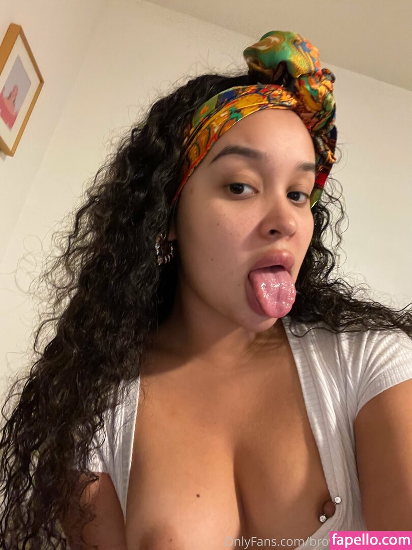 brownsuga_marie leaked nude photo #0036 (brownsuga_marie / Belizean princess / lisamvriee)