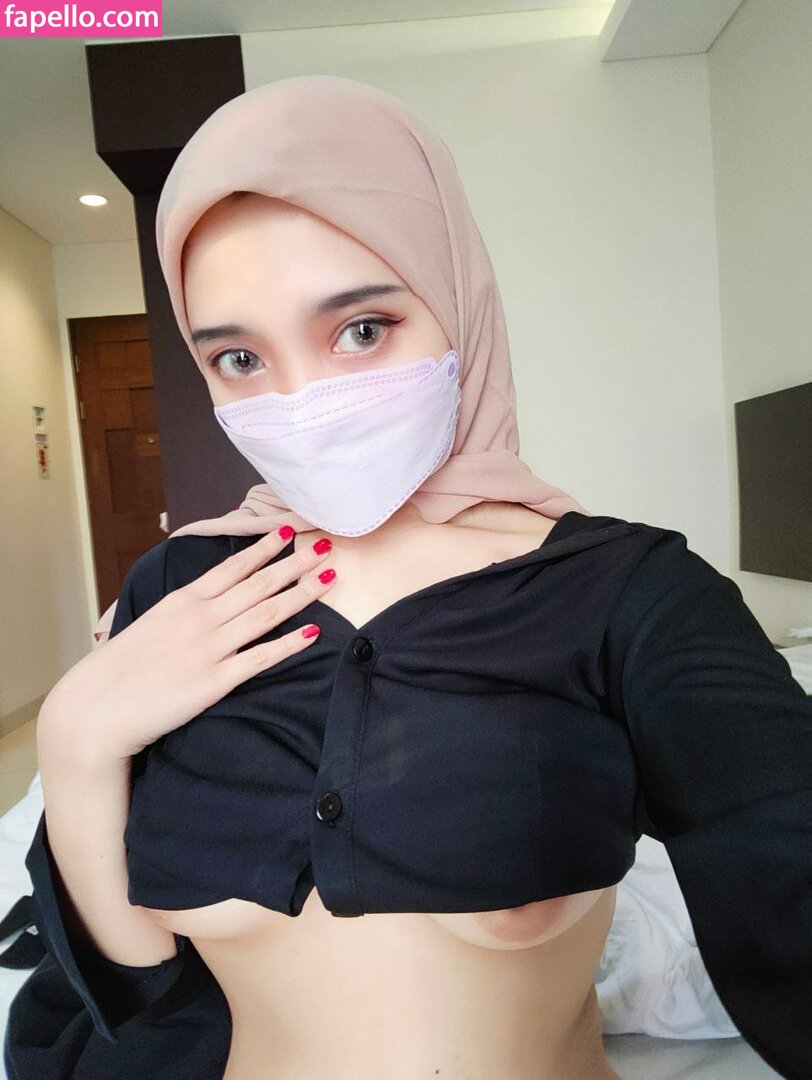 CamillaReese leaked nude photo #0011 (CamillaReese / HijabCamilla)