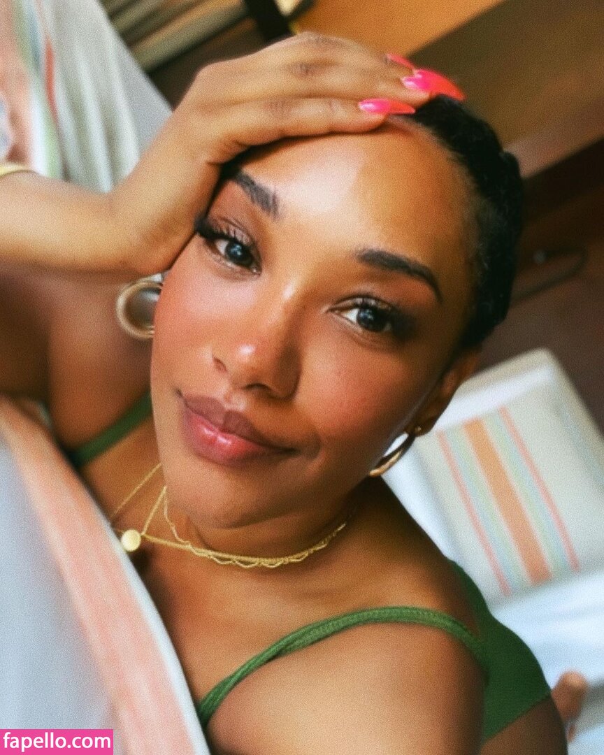 Candice Patton leaked nude photo #0038 (Candice Patton / candicepatton)