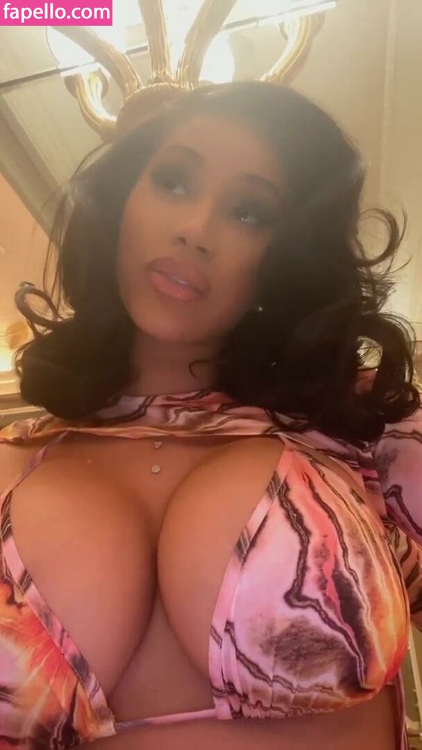 Cardi B leaked nude photo #0054 (Cardi B / iamcardib)