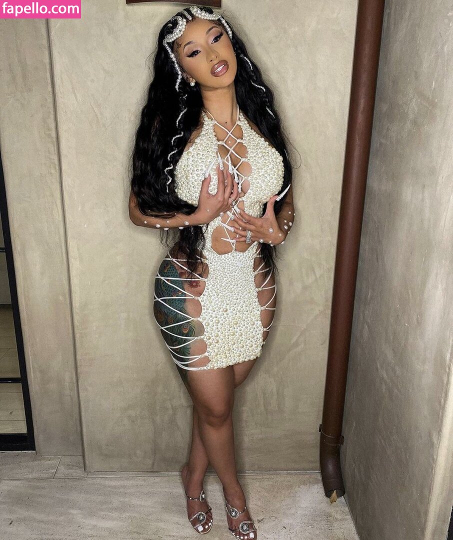 Cardi B leaked nude photo #0055 (Cardi B / iamcardib)